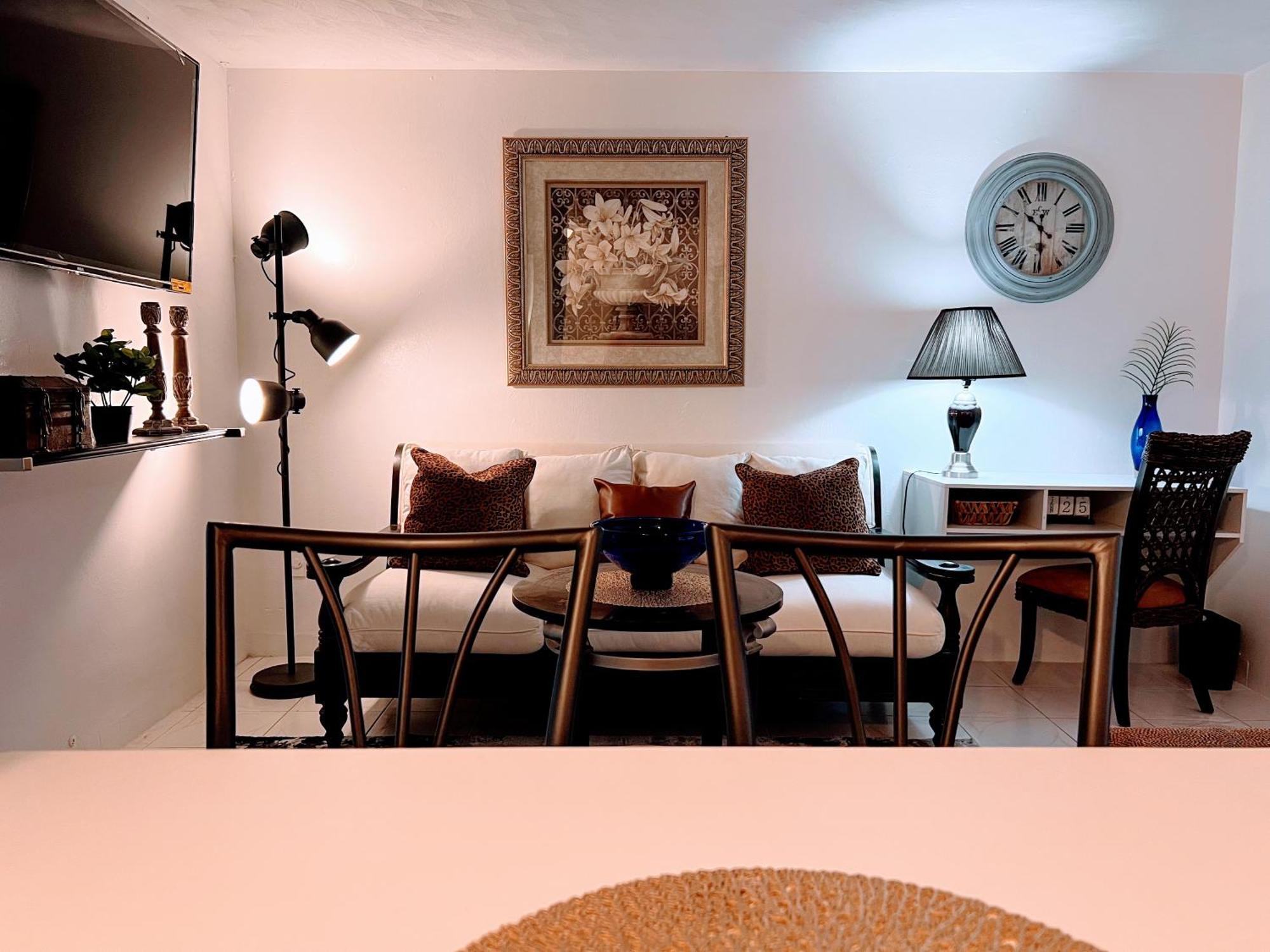 フォート・ローダーデールVictoria Park Regencyアパートメント 部屋 写真